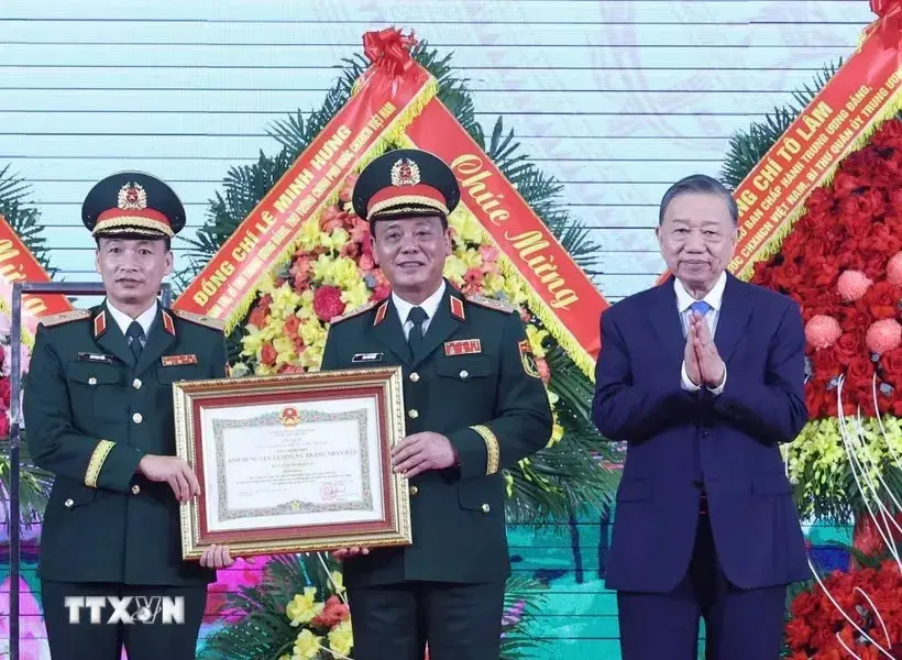 Tổng Bí thư, Chủ tịch nước Tô Lâm: Xây dựng lực lượng vũ trang Thủ đô 'tinh, gọn, mạnh' đáp ứng yêu cầu trong tình hình mới