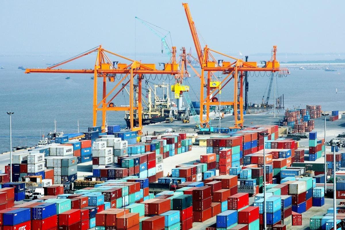 Xuất nhập khẩu 9 tháng đạt hơn 888 tỷ USD, ngành hải quan thu ngân sách gần 400.000 tỷ đồng