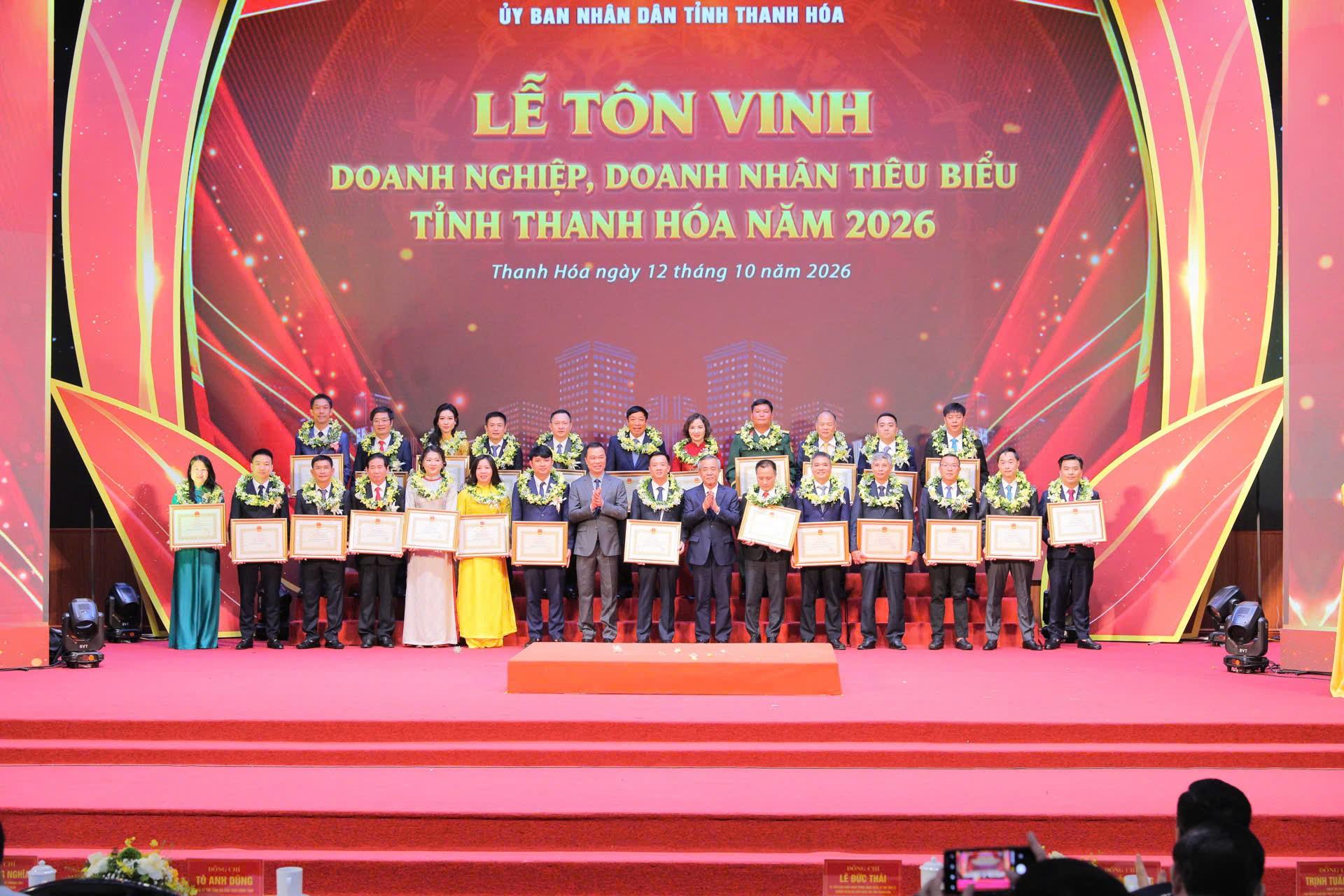 Thanh Hóa tôn vinh doanh nghiệp, doanh nhân tiêu biểu: Khơi thông nguồn lực, tiếp sức khát vọng phát triển Thanh Hóa tôn vinh doanh nghiệp, doanh nhân tiêu biểu: Khơi thông nguồn lực, tiếp sức khát vọng phát triển