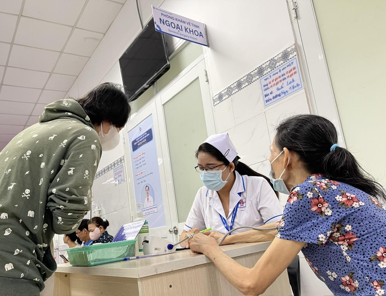 Bộ Y tế nghiên cứu nới lỏng quy định chuyển tuyến khám chữa bệnh bảo hiểm y tế