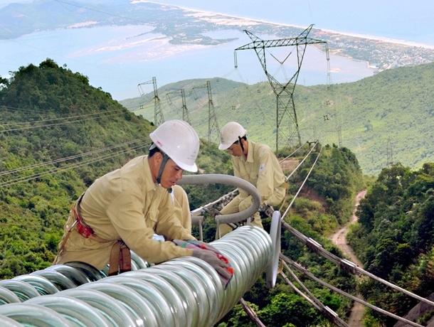 Tái cơ cấu ngành điện để tạo tính cạnh tranh và minh bạch