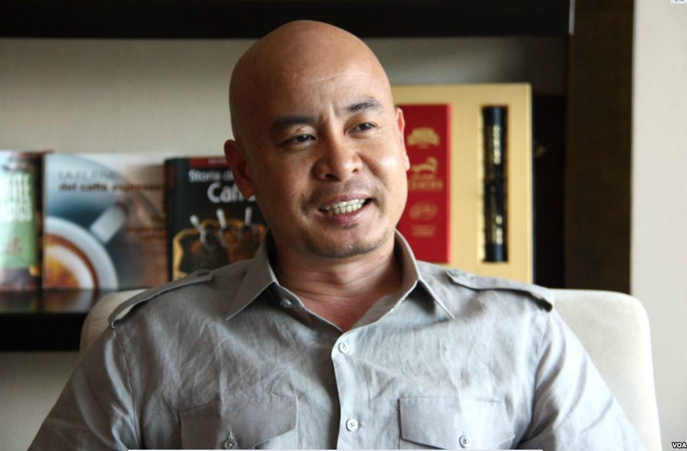 'Vua cà phê' Đặng Lê Nguyên Vũ tuyển nhân viên: Không đặt nặng kinh nghiệm, ưu tiên nam, chủ nhật được nghỉ và áp lực công việc tốt