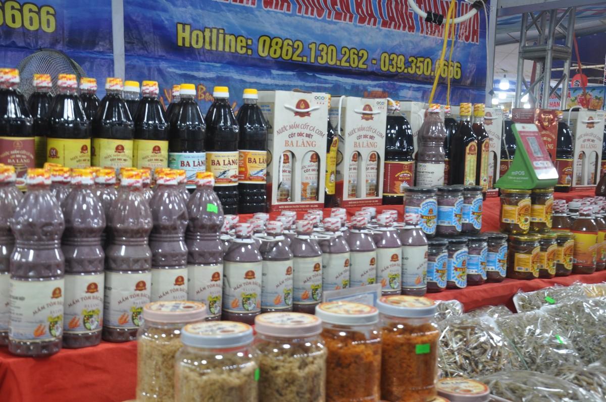 Thanh Hóa: 350 gian hàng mở rộng không gian kết nối thương hiệu sản phẩm Việt