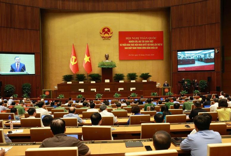 Thành quả tăng trưởng phải tạo điều kiện để mỗi người dân phát triển bản thân và đóng góp cho đất nước Thành quả tăng trưởng phải tạo điều kiện để mỗi người dân phát triển bản thân và đóng góp cho đất nước
