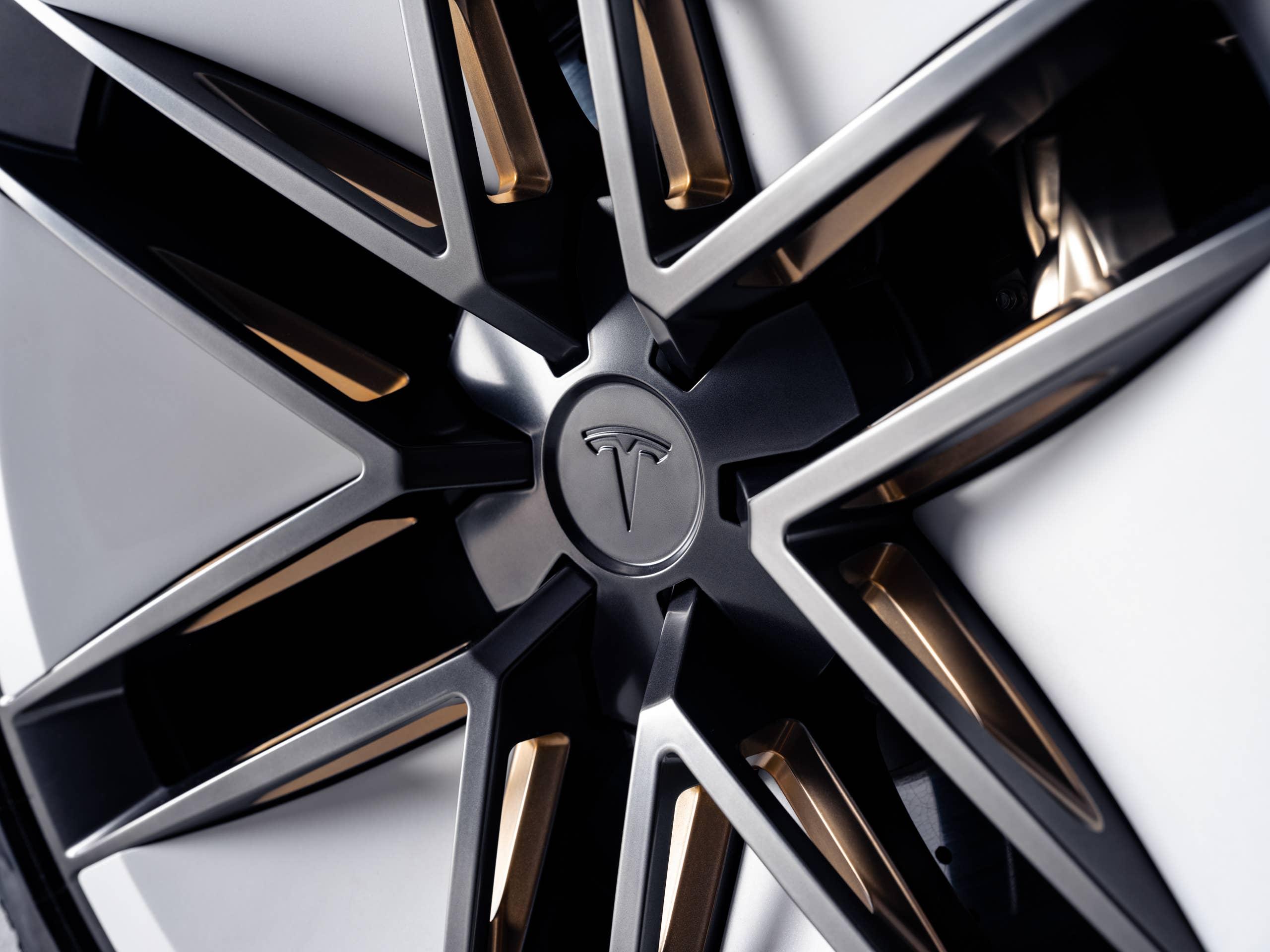 tesla-roadster-6_1792125274.jpg