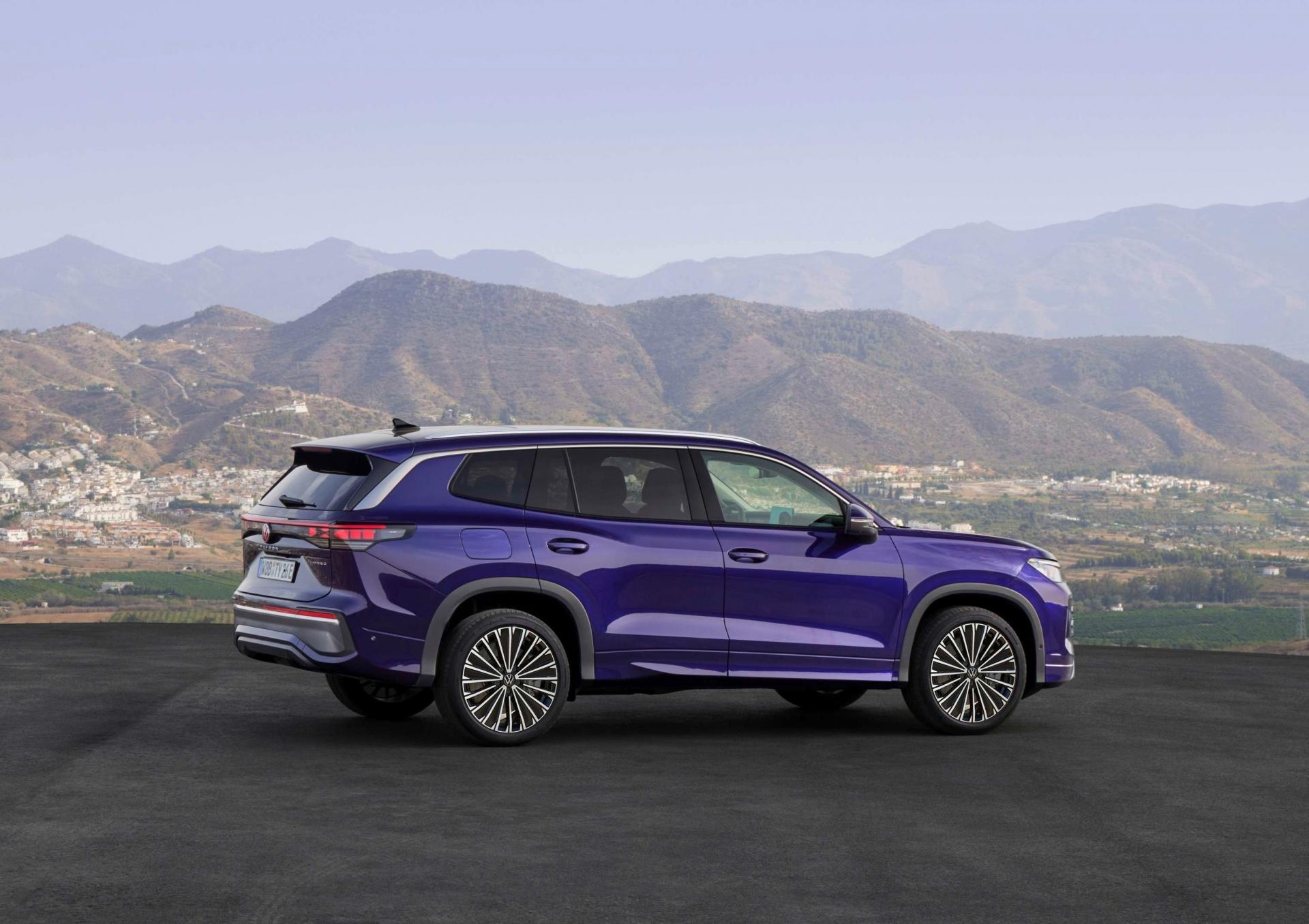 Volkswagen Tayron giá từ 1,639 tỷ, gia nhập cuộc đua SUV 7 chỗ tại Việt Nam