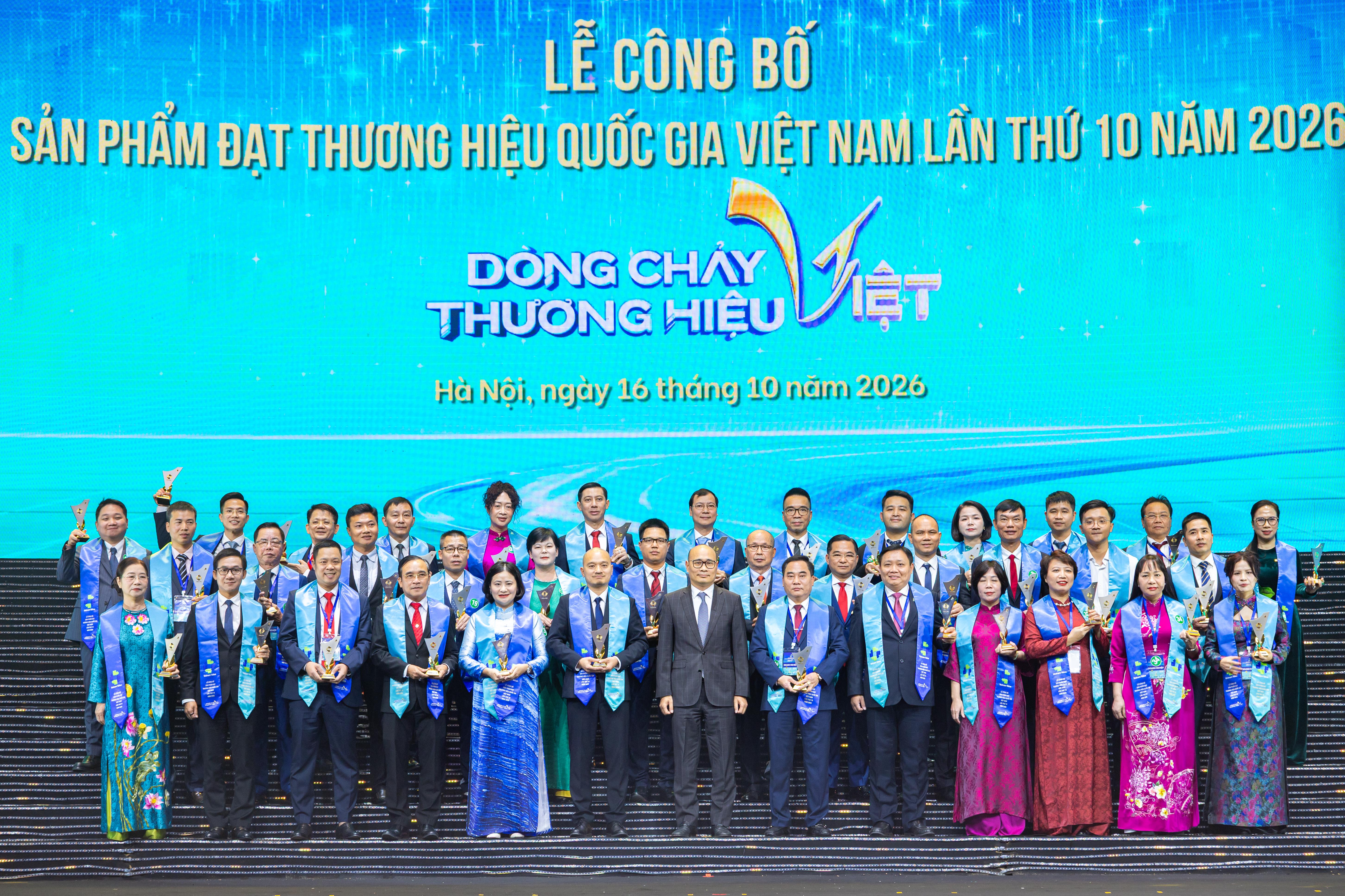 c3_1792402488.jpg