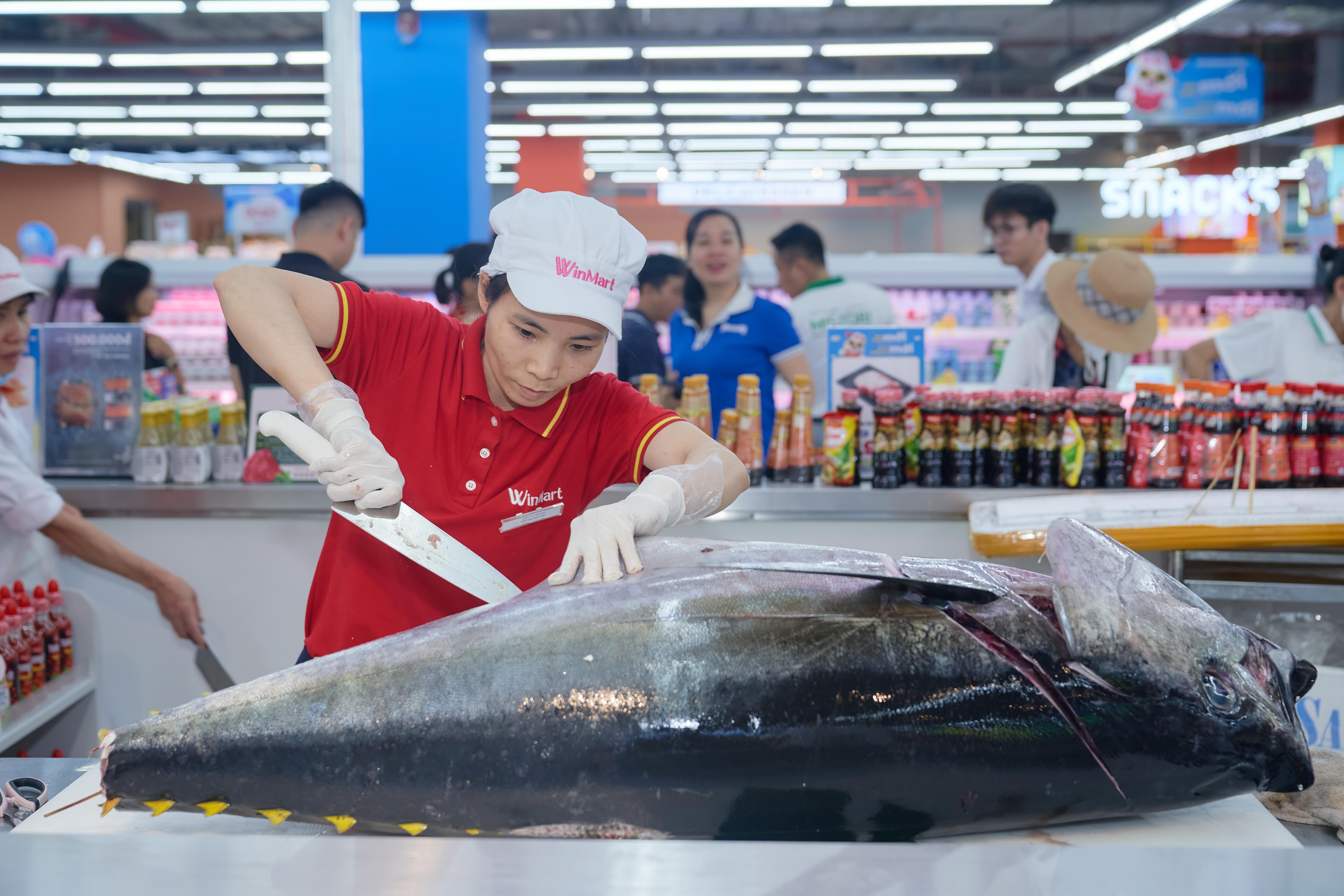 hai-san-tuoi-duoc-so-che-ngay-tai-sieu-thi-winmart_1792483929.jpg