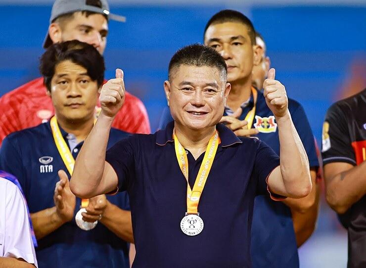 Danh tính Phó Chủ tịch ngân hàng vừa được đề cử Chủ tịch VFF: Thuộc gia tộc nhiều đời kinh doanh, chi 'thưởng nóng' hàng chục tỷ cho đội tuyển Việt Nam