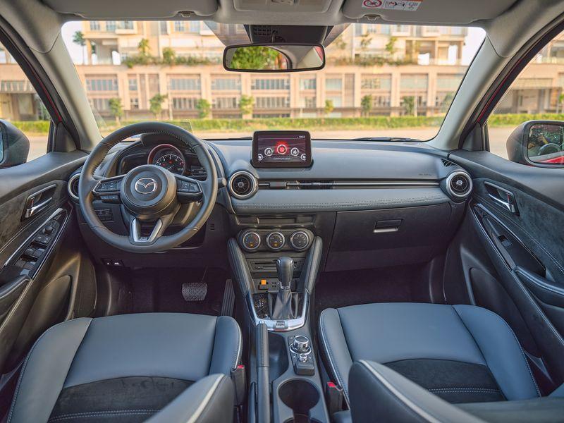 mazda2-2_1792483134.jpg