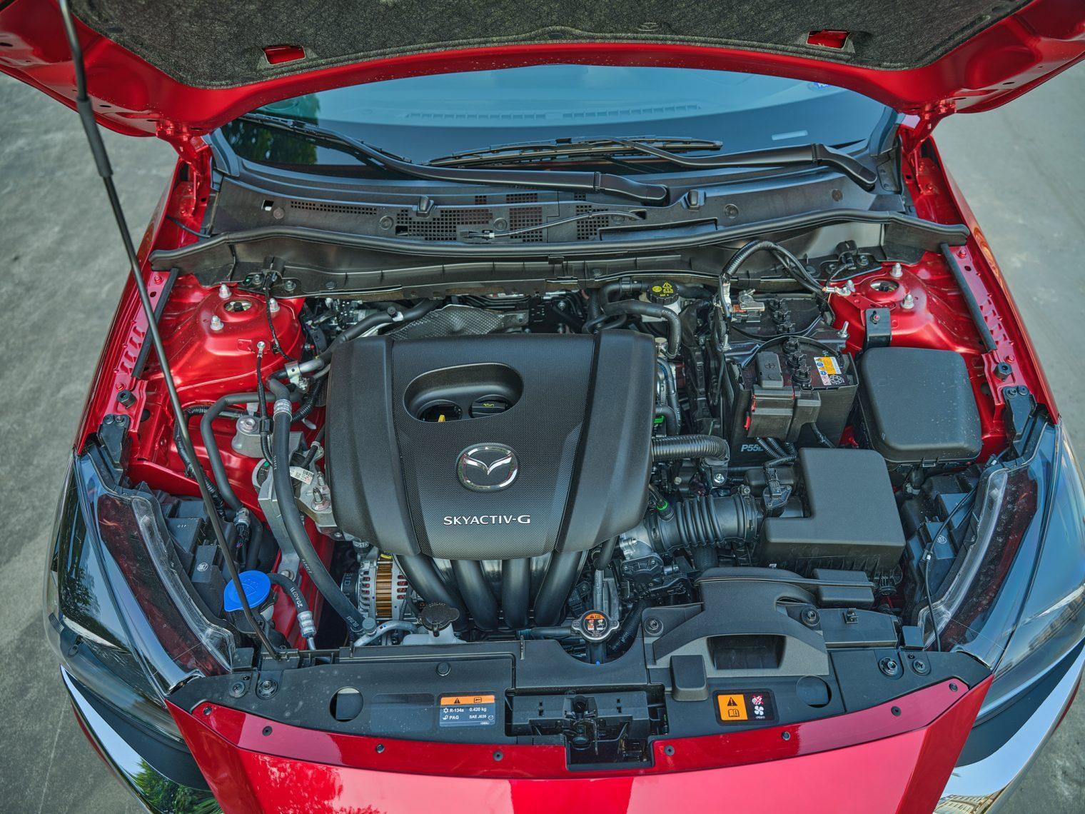 mazda2-3_1792483135.jpg