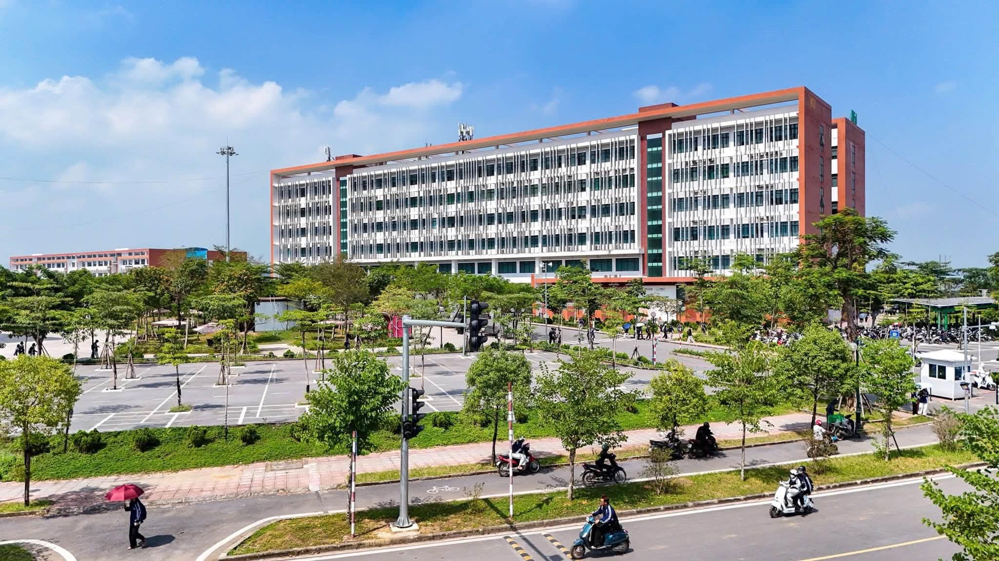 daihocquocgiahanoi_1792658547.jpg