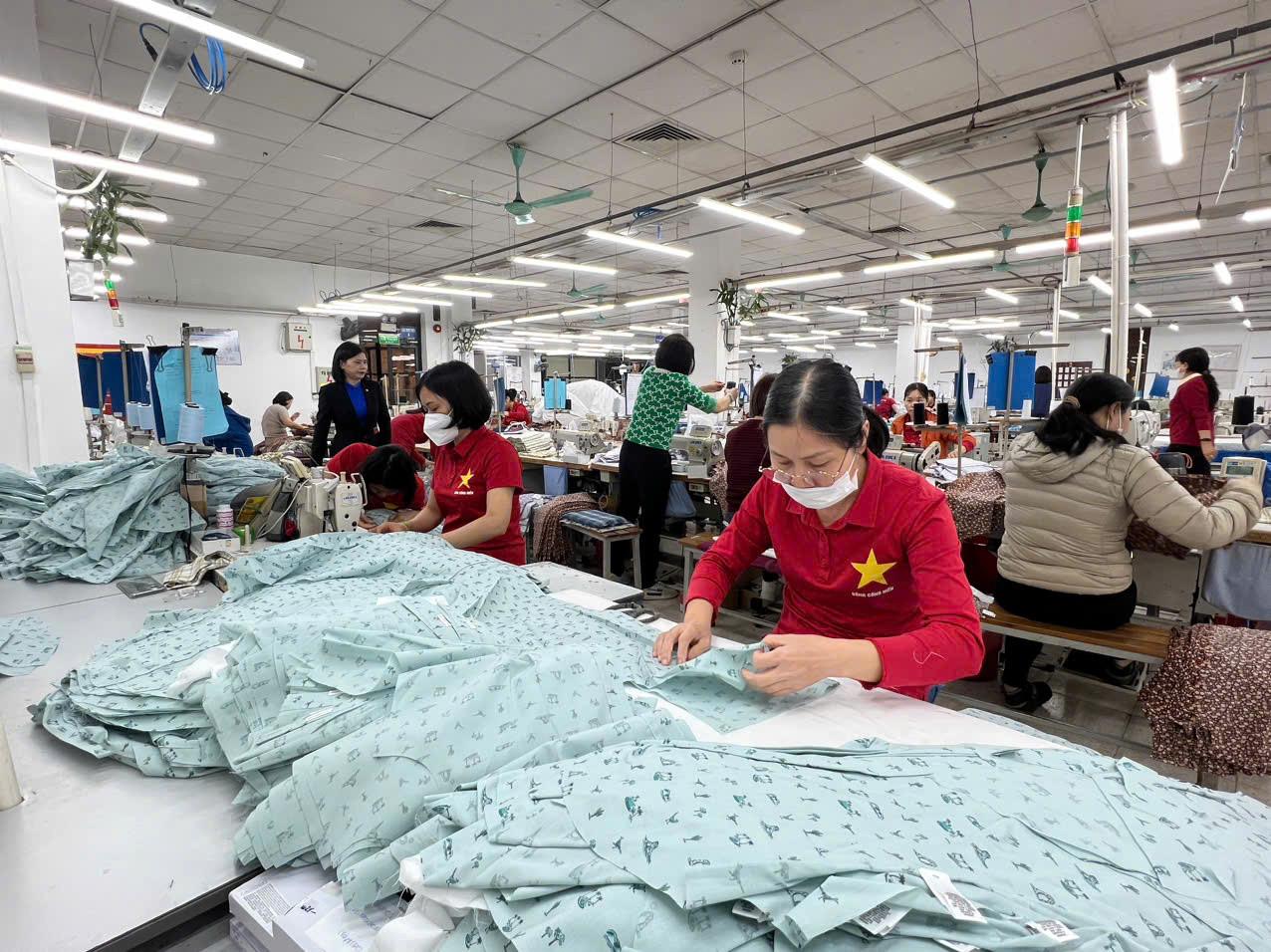 Gỡ nút thắt logistics, nâng sức cạnh tranh cho hàng Việt Gỡ nút thắt logistics, nâng sức cạnh tranh cho hàng Việt