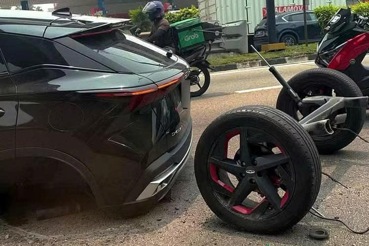 Malaysia dừng phê duyệt Omoda 5 sau sự cố bánh sau, Chủ tịch Chery phải lên tiếng xin lỗi