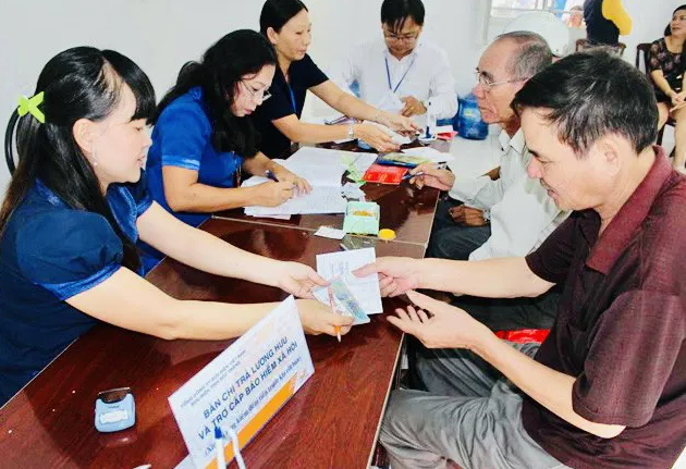 dang-vien-nhan-tien-2_1793005236.png