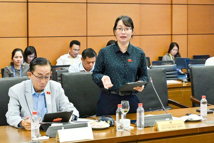 dbqh-tran-thi-dieu-thuy-tp-ho-chi-minh-anh-ho-long-17930092945741141902638_1793073579.jpg