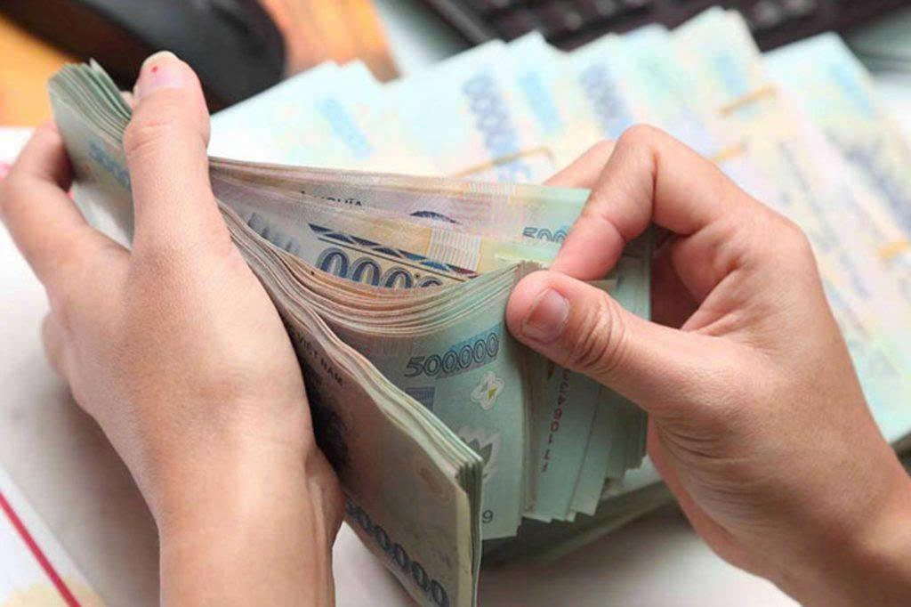 Công dân Việt Nam được nhận 500.000 đồng từ ngân sách nhà nước: Những ai có tên trong danh sách, cần đáp ứng điều kiện gì?