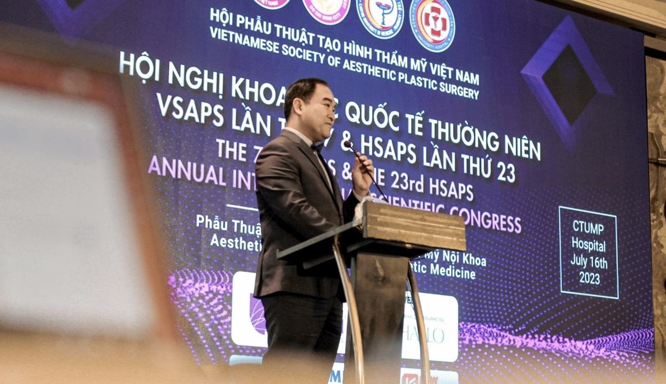 Từ chối lời ngỏ ở lại Nhật Bản, bác sĩ chọn về quê quê cống hiến: Hiện là Phó Giáo sư, đảm nhiệm song song vị trí quan trọng ở 2 trường Đại học lớn ở Việt Nam