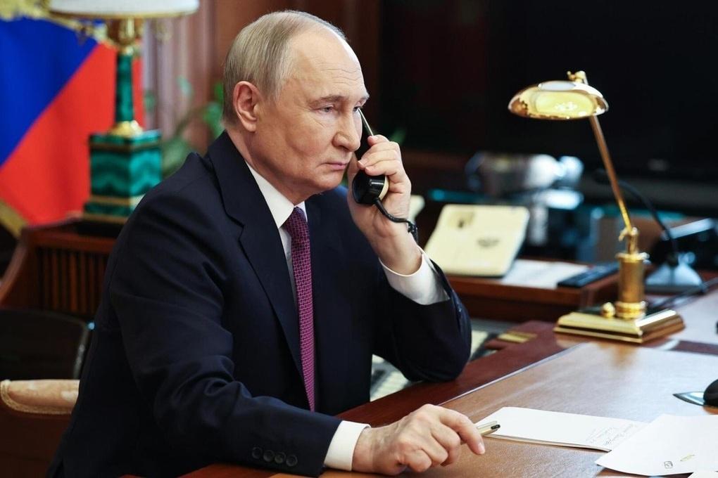 Hai lãnh đạo phương Tây duy nhất được ông Putin hứa 'luôn nghe máy' Hai lãnh đạo phương Tây duy nhất được ông Putin hứa 'luôn nghe máy'