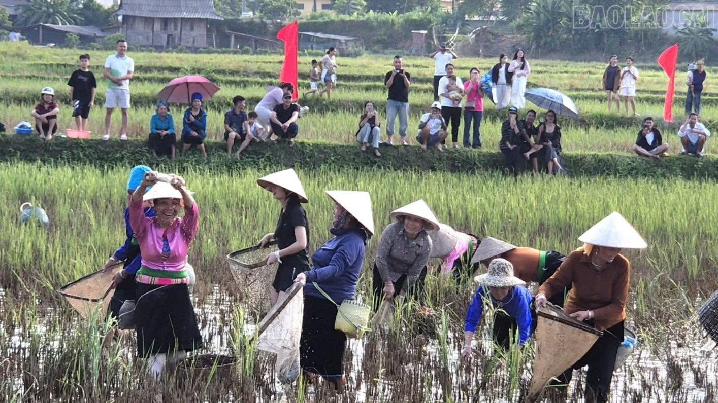 Để bản sắc văn hóa trở thành sức hút của du lịch Mường Lò