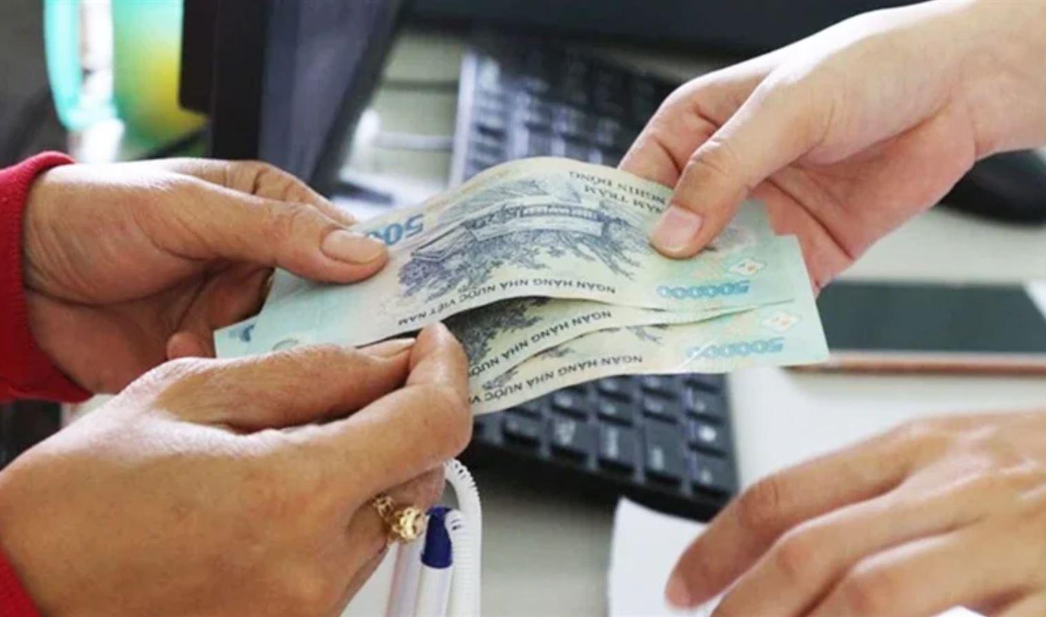 Từ 1/1/2027, những người này được hỗ trợ tiền ăn 100.000 đồng/ngày từ ngân sách: Ai được hưởng, áp dụng ở đâu?
