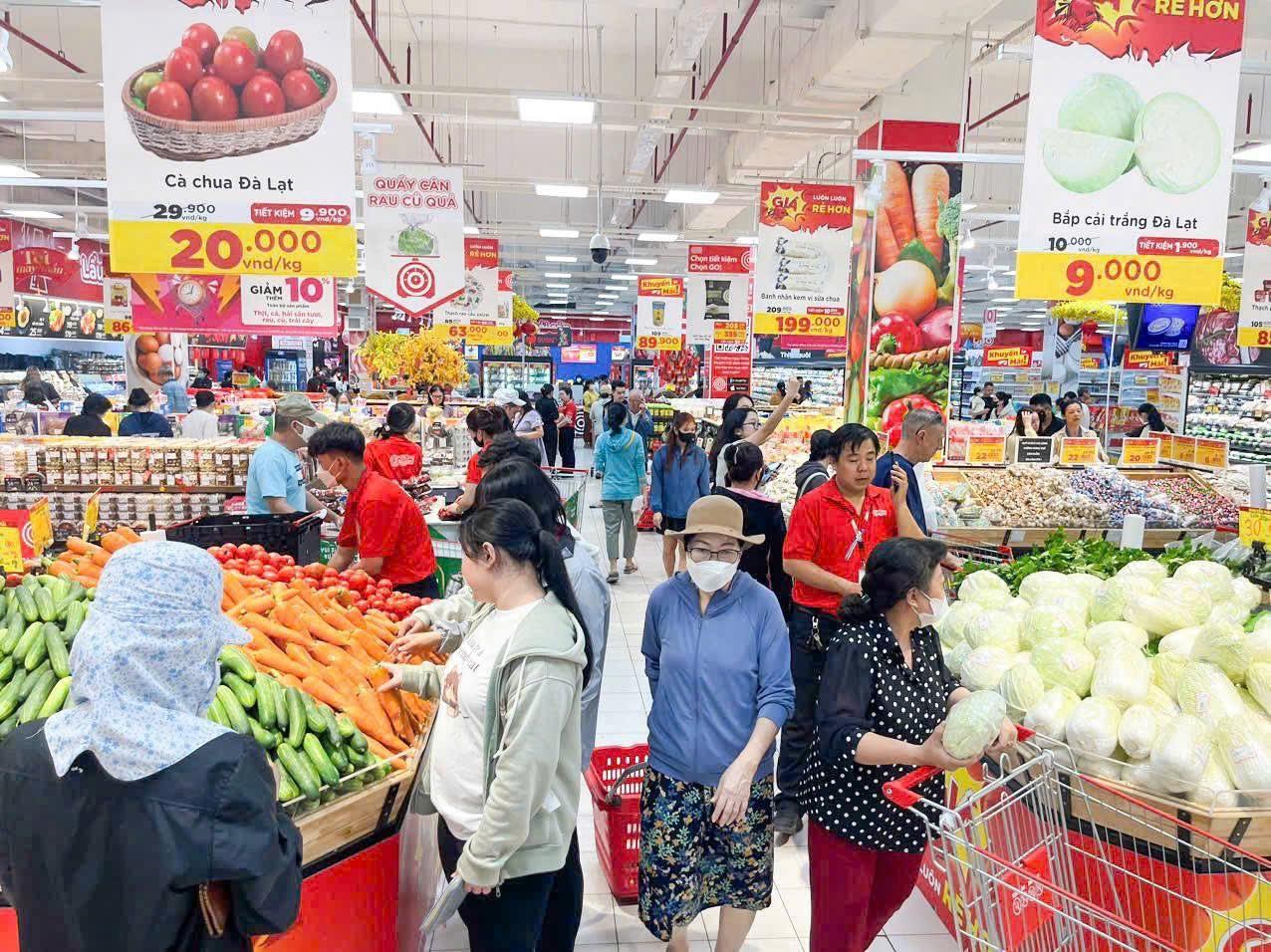 Bộ Công Thương ra Chỉ thị bảo đảm nguồn cung, bình ổn thị trường dịp Tết Đinh Mùi 2027