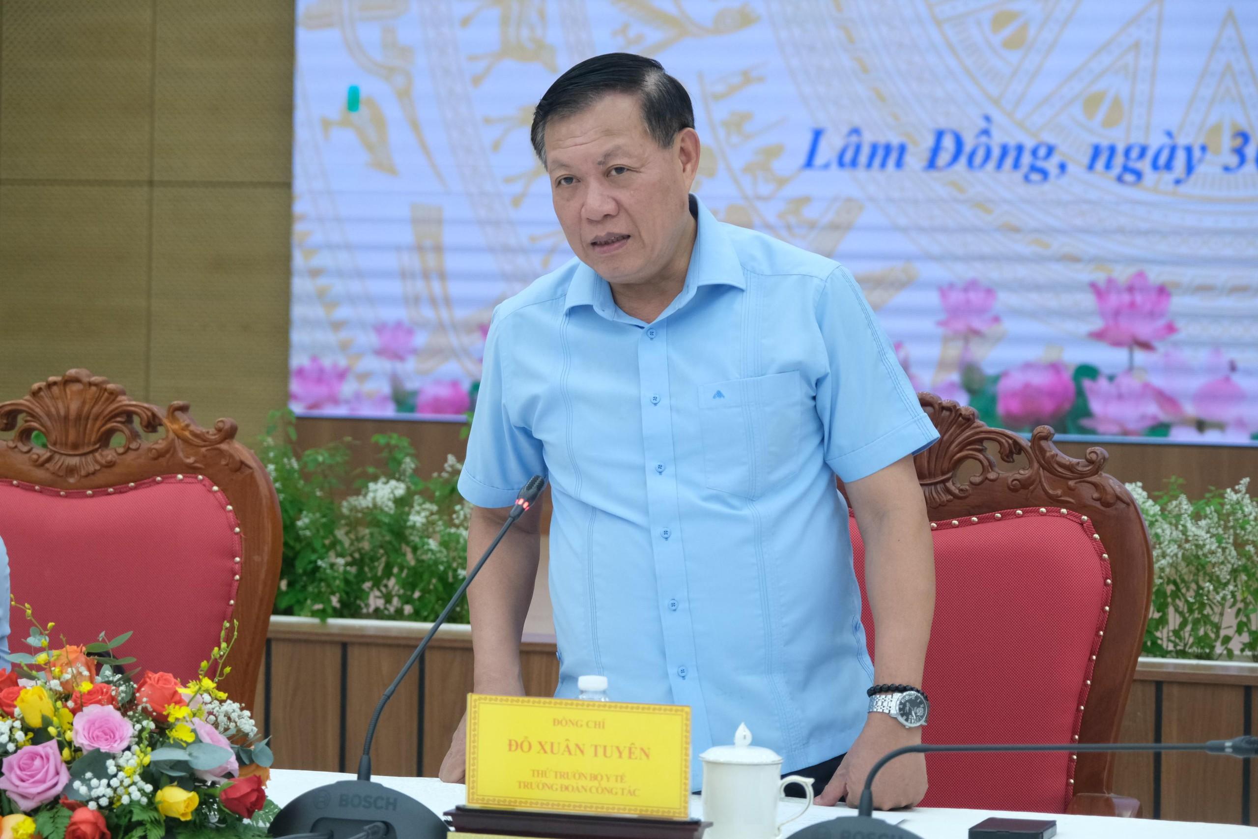 Thứ trưởng Bộ Y tế đề nghị mở rộng mạng lưới chăm sóc người cao tuổi tại nhà