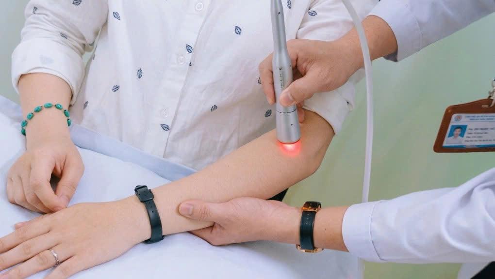 Lần đầu tiên trong lịch sử, Việt Nam kết hợp trị liệu y học với âm nhạc cổ truyền, từng được UNESCO vinh danh