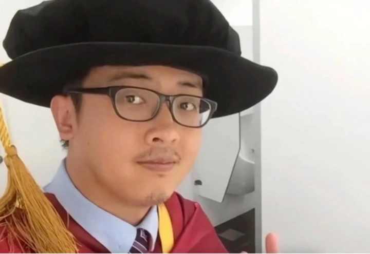 Tiến sĩ tốt nghiệp 4 đại học nổi tiếng, từ Thanh Hoa đến Oxford vẫn thất nghiệp, 40 tuổi phải đi làm shipper