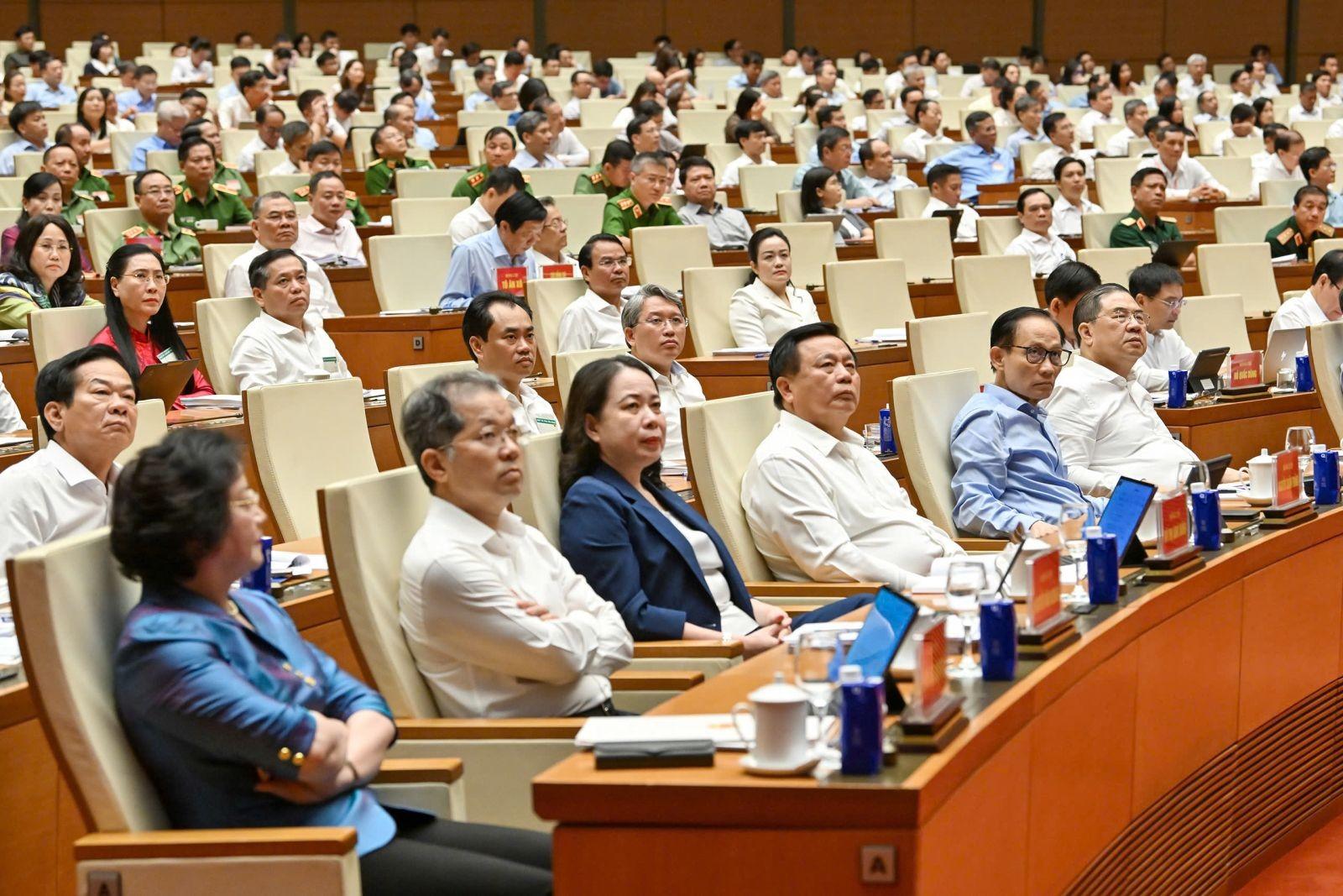 dai-bieu_1782885451.jpg