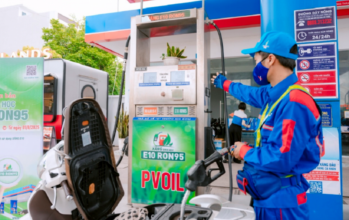 Bộ Công Thương yêu cầu các doanh nghiệp chủ động bảo đảm nguồn cung xăng dầu