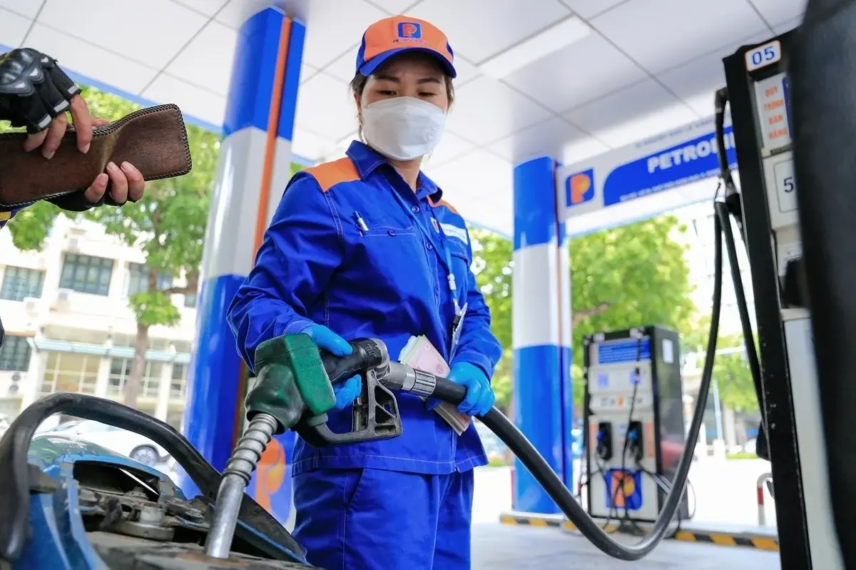 Chính phủ chính thức kéo dài ưu đãi thuế xăng dầu đến hết tháng 9