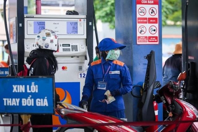 Giá xăng dầu điều chỉnh từ 0h ngày 1-7