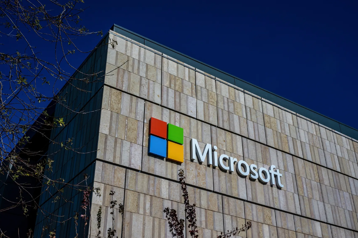 Quốc gia Đông Nam Á được Microsoft 'chọn mặt gửi vàng' đầu tư hơn 144.000 tỷ đồng vào lĩnh vực AI