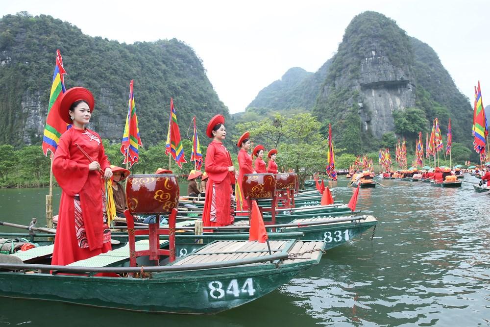 Khai hội Tràng An 2026, lan tỏa thông điệp sống hài hòa với thiên nhiên