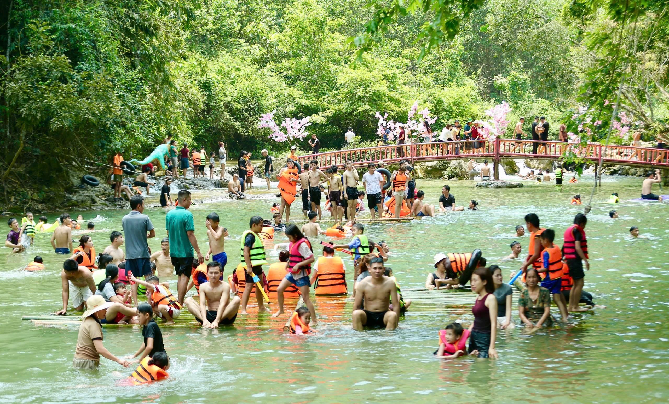 Du lịch xứ Thanh: Hành trình tái định vị một điểm đến bốn mùa