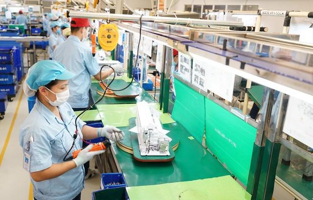 Cả nước có gần 111,7 nghìn doanh nghiệp thành lập mới trong 6 tháng Cả nước có gần 111,7 nghìn doanh nghiệp thành lập mới trong 6 tháng