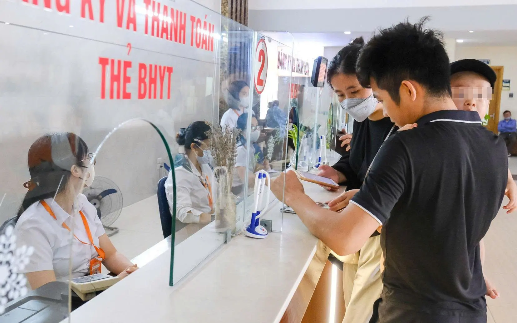 Bộ Y tế đề xuất tăng mức hưởng và mở rộng phạm vi chi trả bảo hiểm y tế từ năm 2027 Bộ Y tế đề xuất tăng mức hưởng và mở rộng phạm vi chi trả bảo hiểm y tế từ năm 2027
