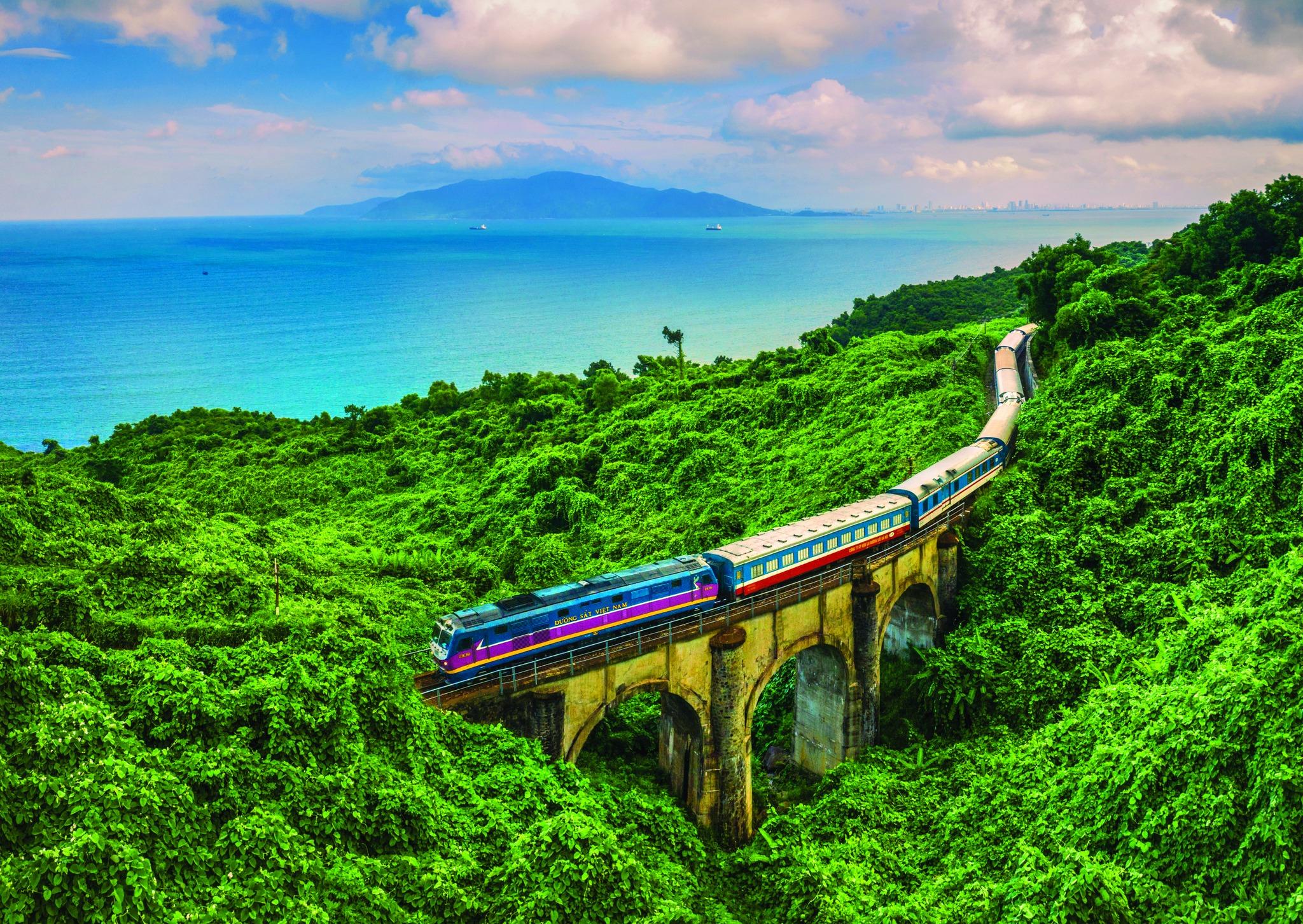 Đường sắt mở bán 300.000 vé tàu tết Đinh Mùi 2027 Đường sắt mở bán 300.000 vé tàu tết Đinh Mùi 2027