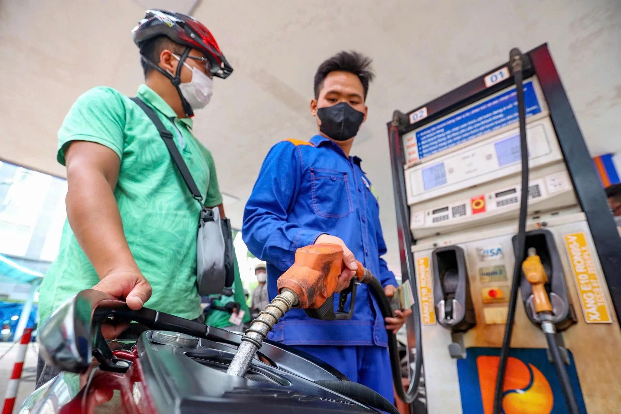 Cập nhật giá xăng dầu kỳ điều hành 10/9