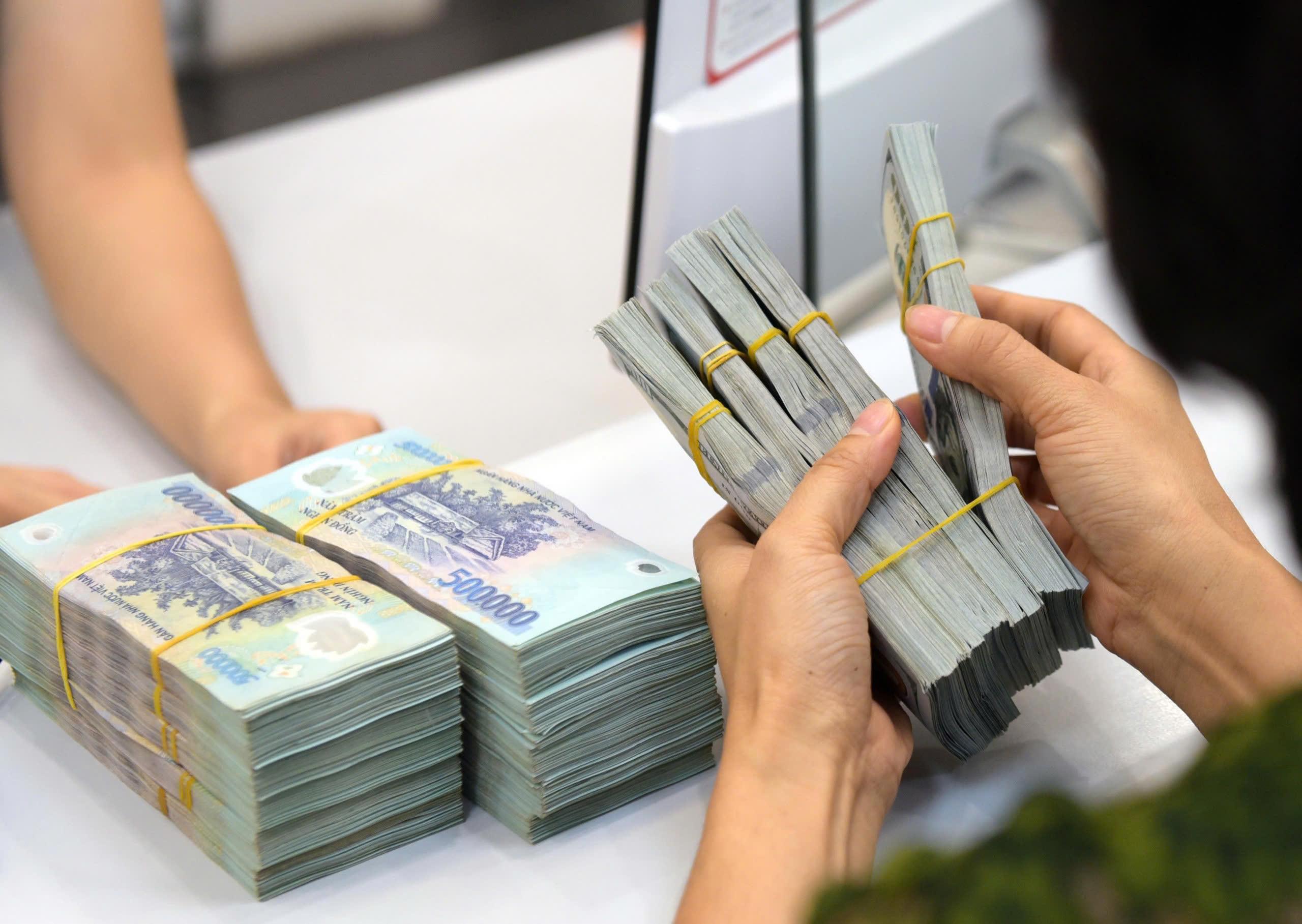 Ngân hàng nhà nước nâng trần tỷ lệ cho vay trên tiền gửi lên 95% từ tháng 12