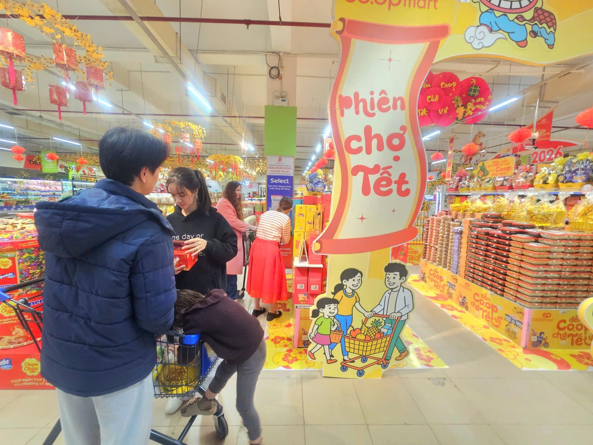 the-he-tre-di-mua-sam-hang-vietco.opmart-dong-ha-3_1790156085.jpg