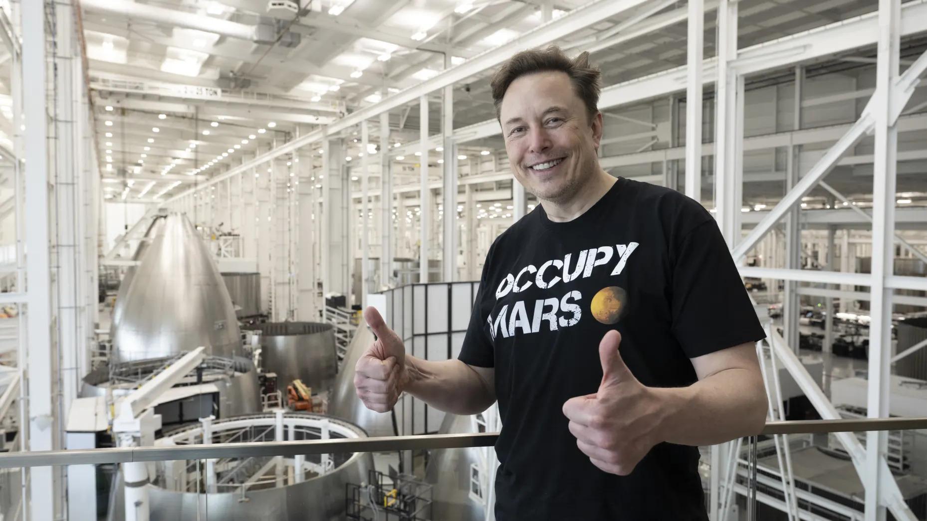 108310153-1779310542372-gettyimages-2223125661-elon_musk_1780540224.jpg