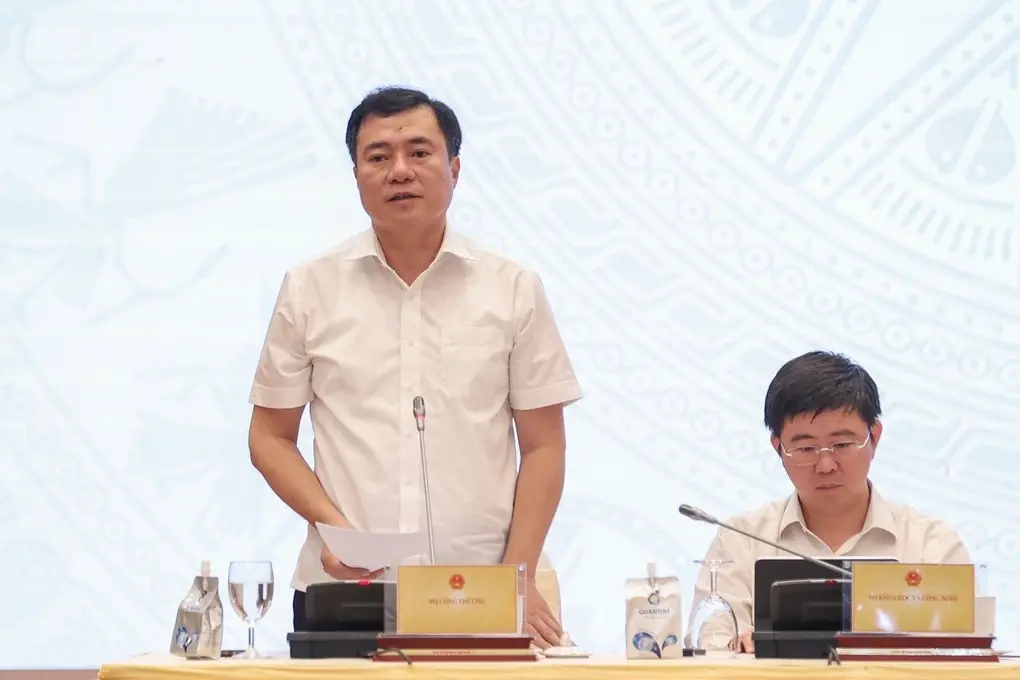 Xăng dầu giảm giá, Bộ Công Thương yêu cầu chấm dứt tình trạng giữ giá bất hợp lý Xăng dầu giảm giá, Bộ Công Thương yêu cầu chấm dứt tình trạng giữ giá bất hợp lý