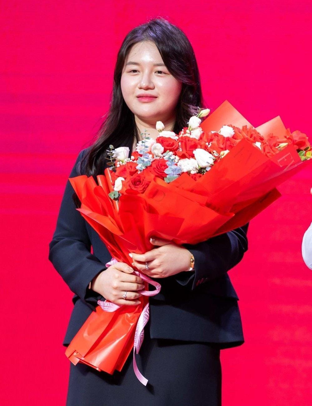 thehef2nganhang4_1785942923.jpg