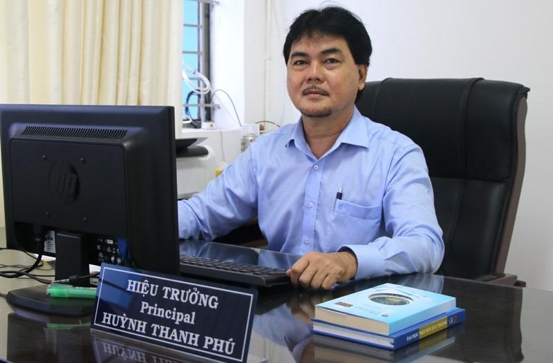 Quy định về điều kiện, mức chi trả và trách nhiệm thanh toán tiền lương dạy thêm giờ, hiệu trưởng biết để thực hiện