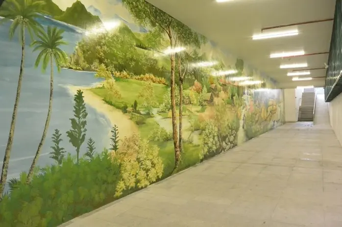 Độc đáo đường hầm thông thẳng ra biển đầu tiên của Việt Nam: Được xây dựng ở độ sâu 6,5m so với mặt đất, nằm tại vịnh biển đẹp bậc nhất thế giới