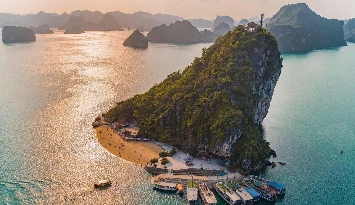 Hòn đảo duy nhất Việt Nam được đích thân Bác Hồ đặt theo tên người anh hùng nước ngoài: Được ví như 'viên ngọc quý', sở hữu bãi tắm tuyệt đẹp