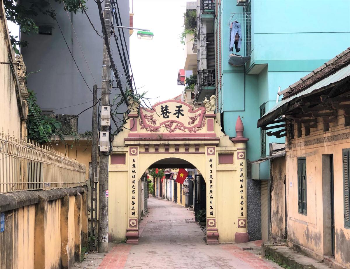 Việt Nam sở hữu một ngôi làng 'vẽ ra quan' gần 1.000 năm tuổi, từng được báo Mỹ ca ngợi, có đặc sản nem chua nổi tiếng