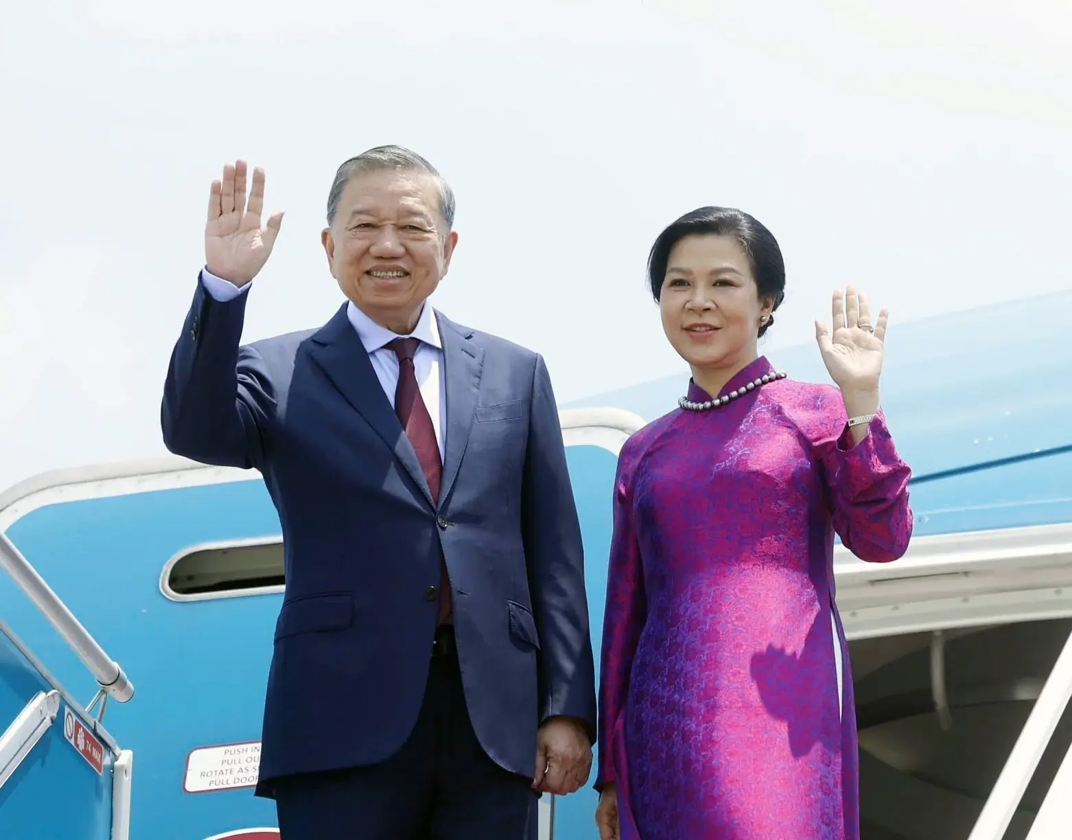 Tổng Bí thư, Chủ tịch nước Tô Lâm cùng Phu nhân sẽ thăm cấp Nhà nước tới Liên bang Nga, thăm chính thức CH Pháp Tổng Bí thư, Chủ tịch nước Tô Lâm cùng Phu nhân sẽ thăm cấp Nhà nước tới Liên bang Nga, thăm chính thức CH Pháp